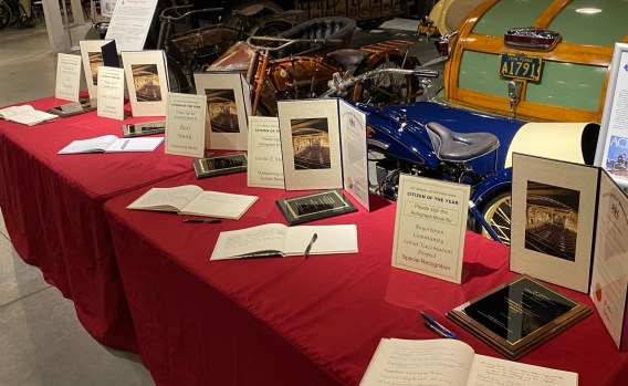 博伊尔镇年度公民委员会寻求提名博伊尔镇年度公民。奖项将颁发给年度公民、年度导师、年度第一反应者和年度学生等类别的杰出博伊尔镇地区社区成员。